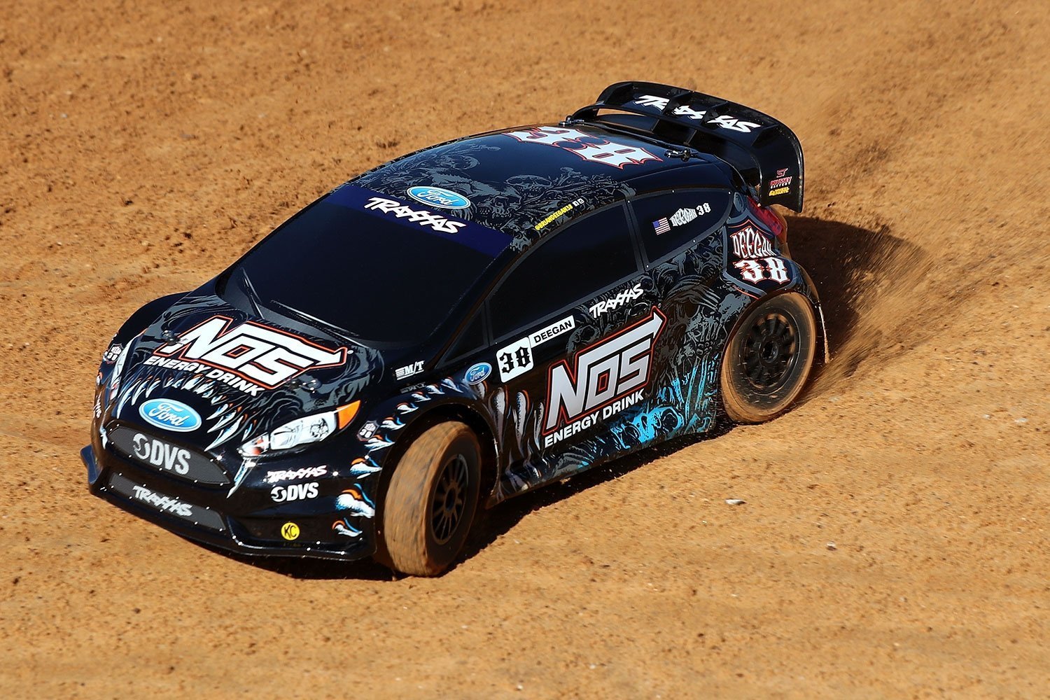 Радиоуправляемая модель FORD FIESTA ST Traxxas NOS DEEGAN 38 RALLY Купить с  доставкой